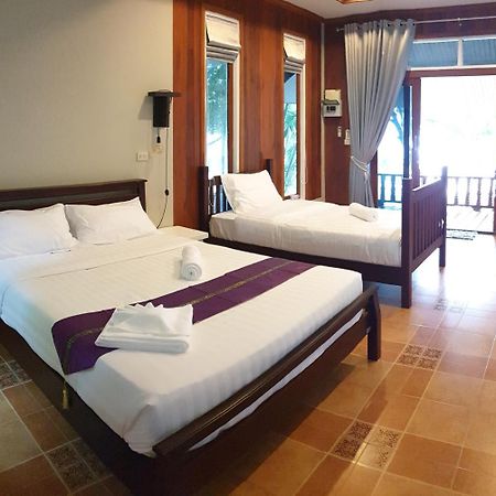Dolphin Bay Beach Resort Ко Панган Екстериор снимка
