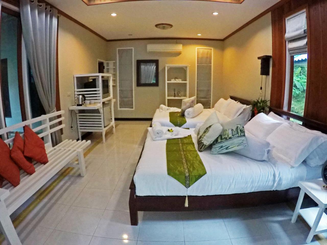 Dolphin Bay Beach Resort Ко Панган Екстериор снимка